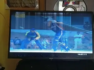 Sony Bravia 40" Smart TV - KLV-40W652D (For Parts Or Repair)