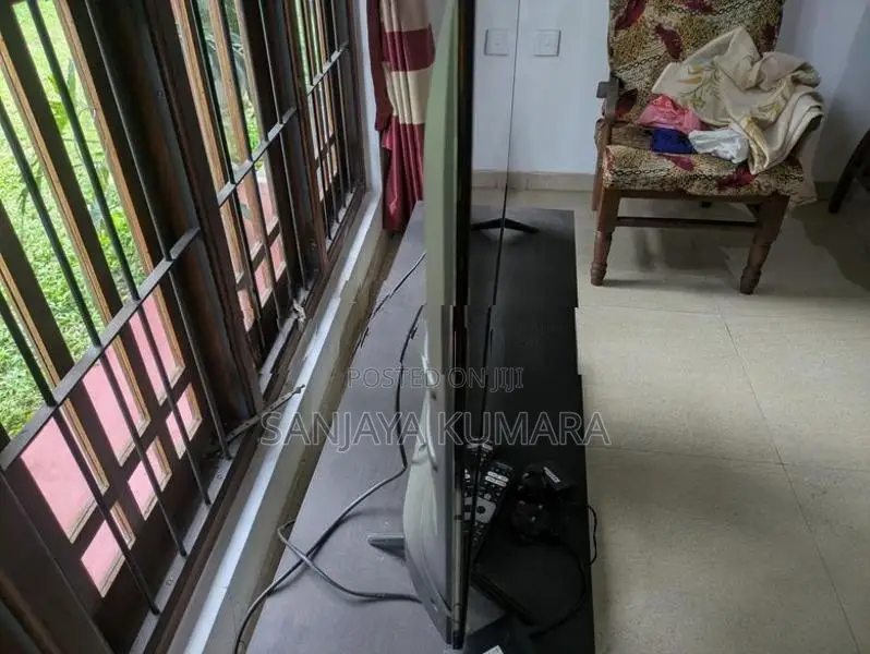 Hisense LED Smart TV