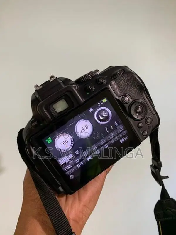 Nikon D5300 with 18-55mm Kit Lens