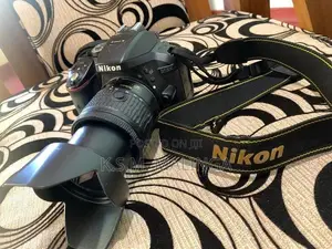 Nikon D5300 with 18-55mm Kit Lens