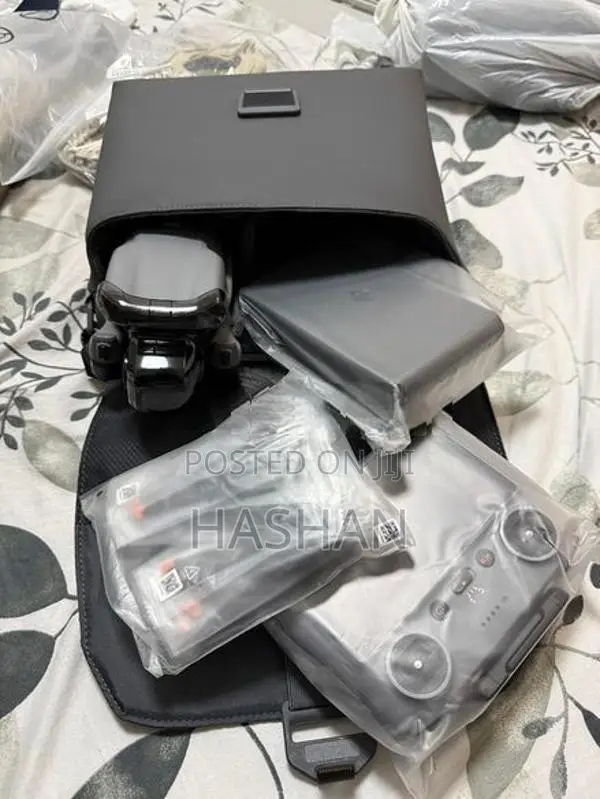 DJI Air 3 Fly More Combo