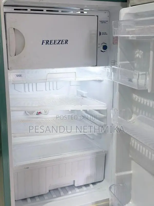 Sisil Refrigerator