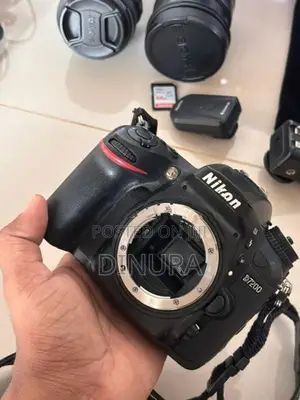 Nikon D7200