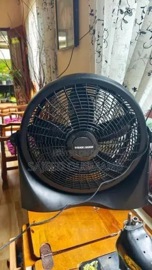 Black With Decker 16 Inch Box Fan