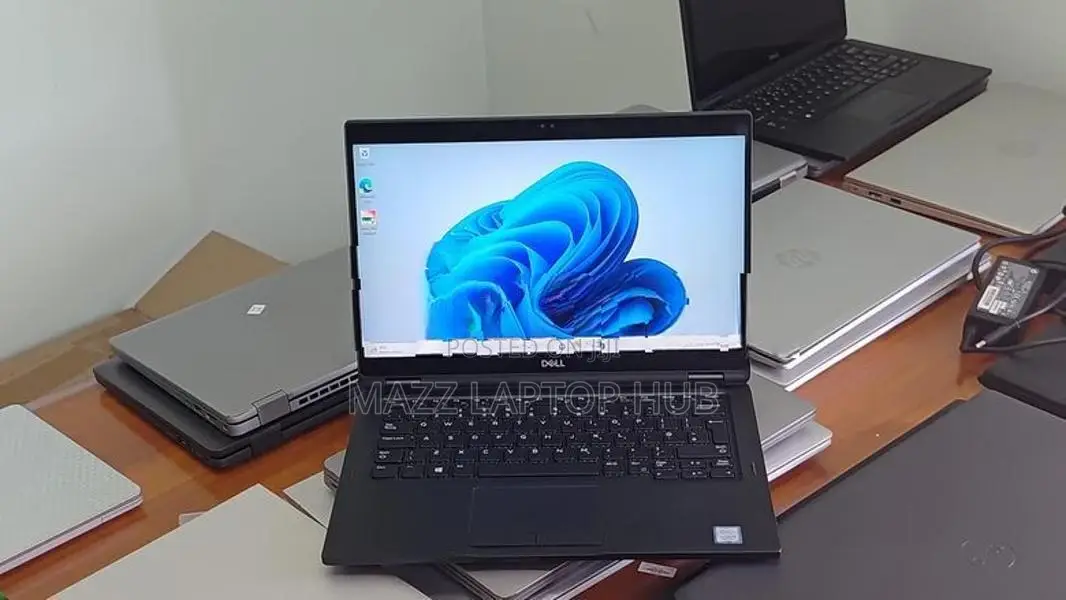 Dell Latitude 7390 2 in 1 i5 8th Gen 8GB RAM 256GB SSD