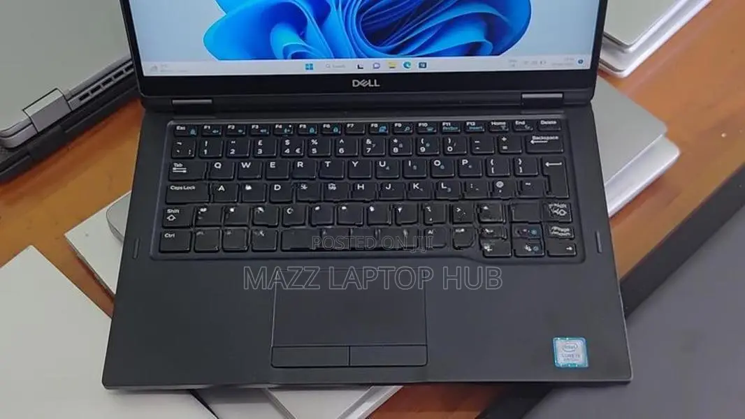 Dell Latitude 7390 2 in 1 i5 8th Gen 8GB RAM 256GB SSD