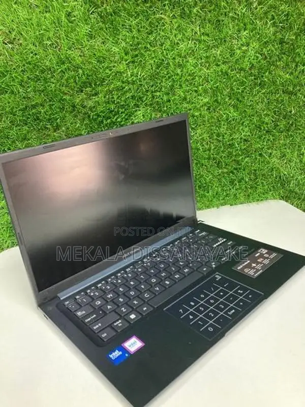 Asus VivoBook 14 X1404VA