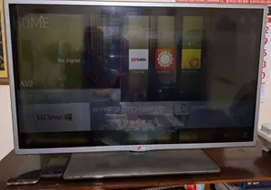 32" LB580V LG Smart TV