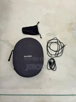 Soundcore q30 Overear Headphones