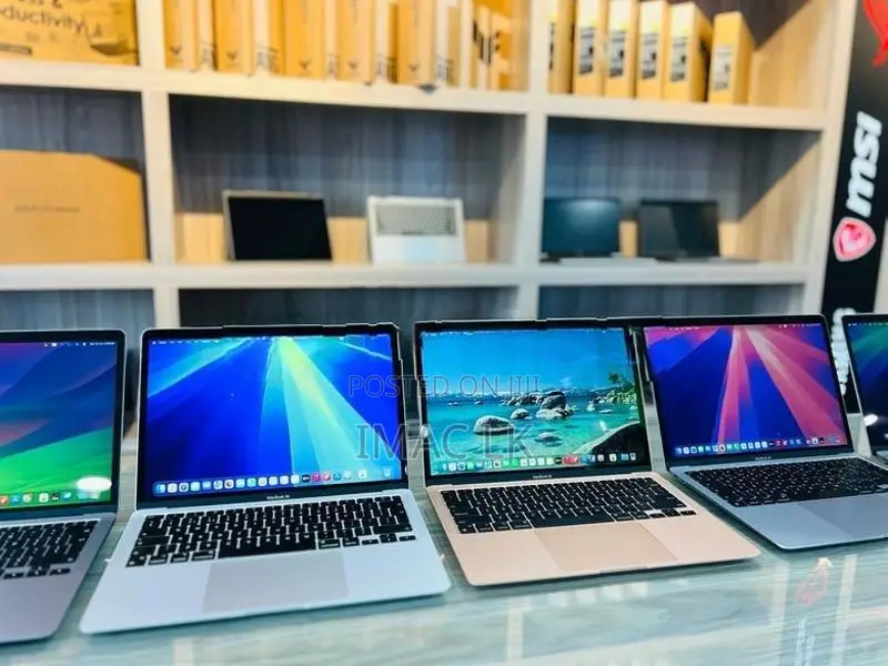 Apple MacBook Air M1 Chip 8GB RAM 256GB SSD