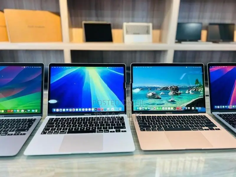 Apple MacBook Air M1 Chip 8GB RAM 256GB SSD