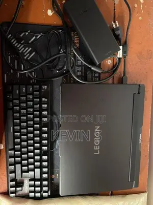 Lenovo legion 7i pro RTX 5080 32 GB RAM