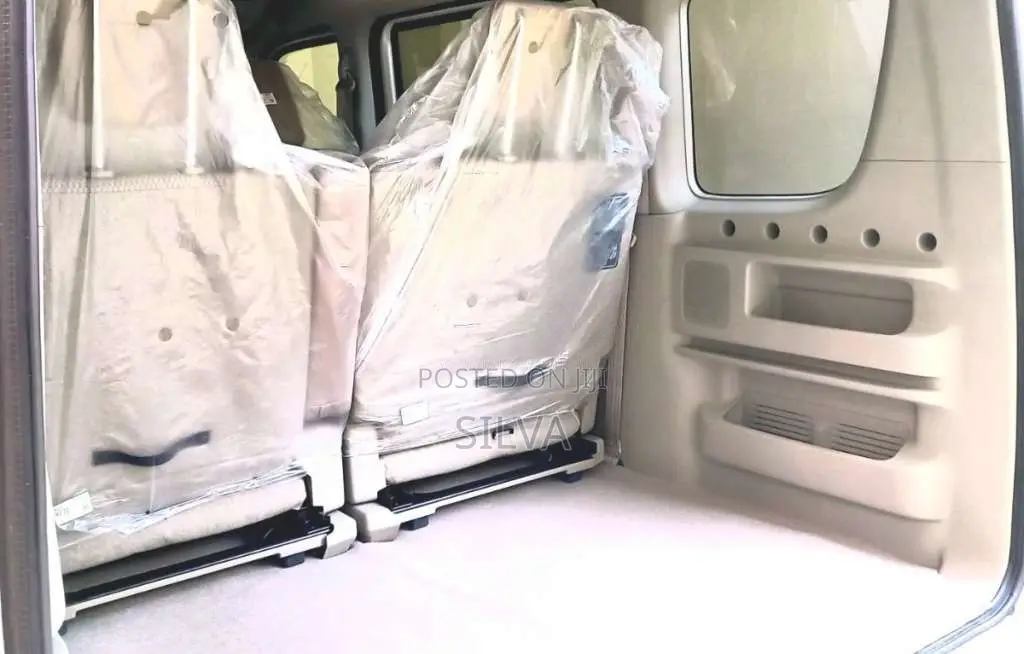 Suzuki Every Wagon 2025 Van Unregistered (Recondition)