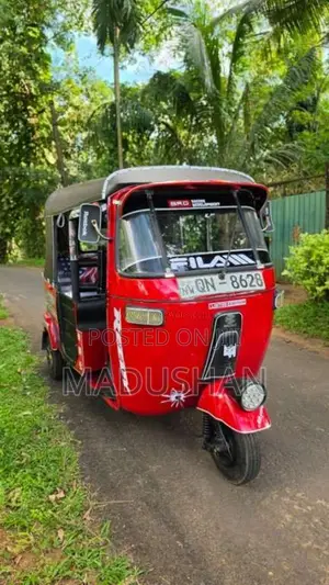 Bajaj 4 Stroke 2008 Three Wheel (Used)