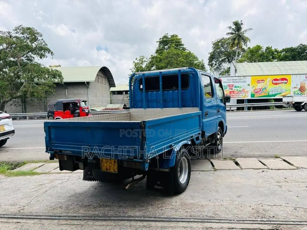 Toyota CrewCab 2006 Crew Cab (Used)