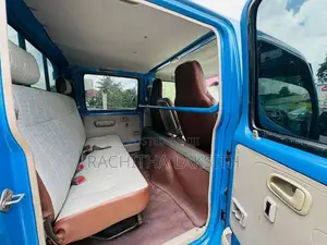 Toyota CrewCab 2006 Crew Cab (Used)