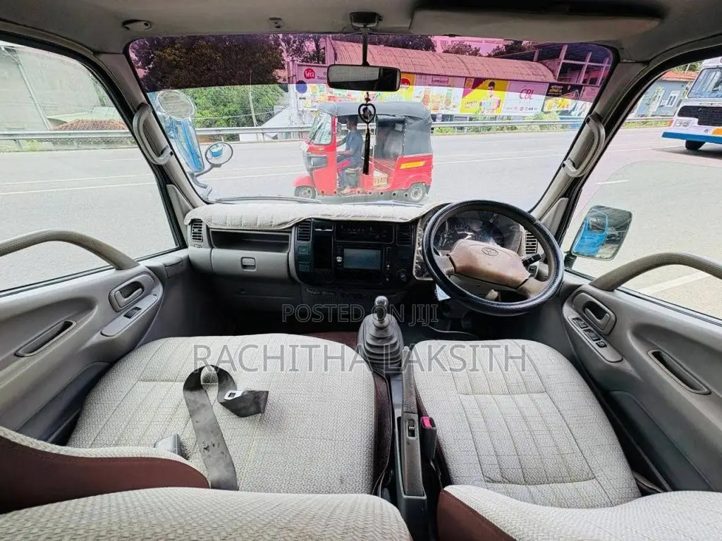 Toyota CrewCab 2006 Crew Cab (Used)