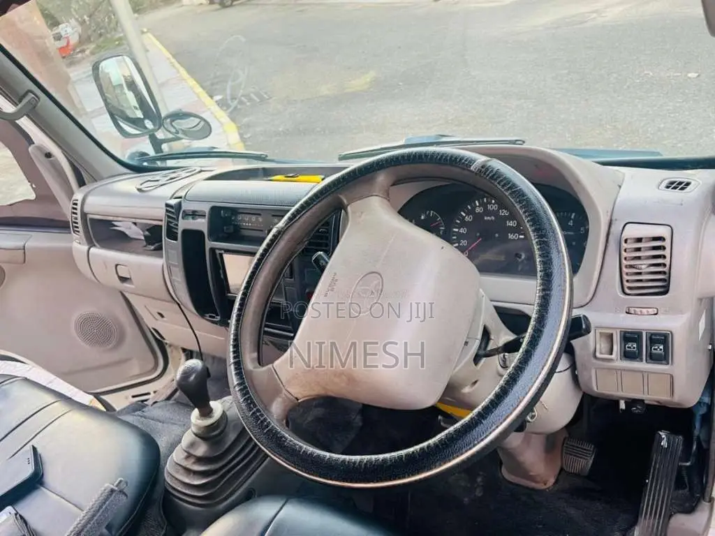 Toyota CrewCab 2006 Crew Cab (Used)