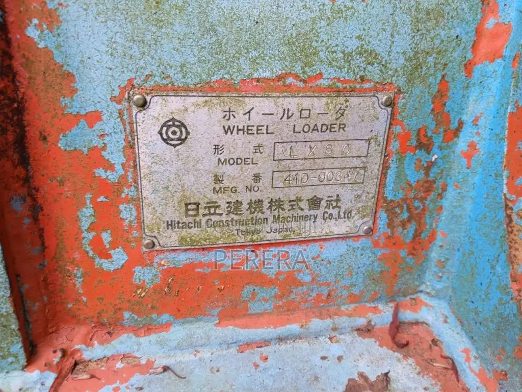 Hitachi LX80 Loader 2004 Heavy-Duty (Used)