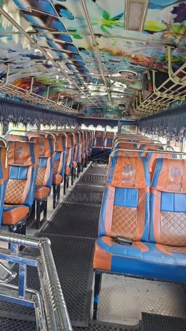 Ashok-Leyland Viking 2009 Bus (Used)