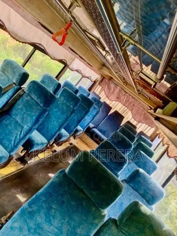 Isuzu Journey Q 1998 Bus (Used)