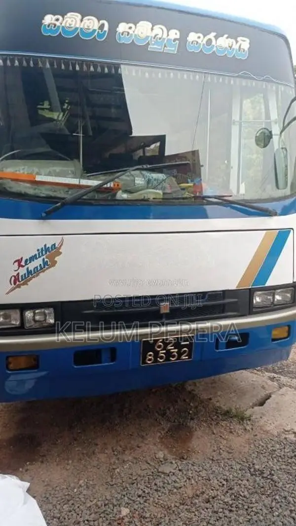 Isuzu Journey Q 1998 Bus (Used)