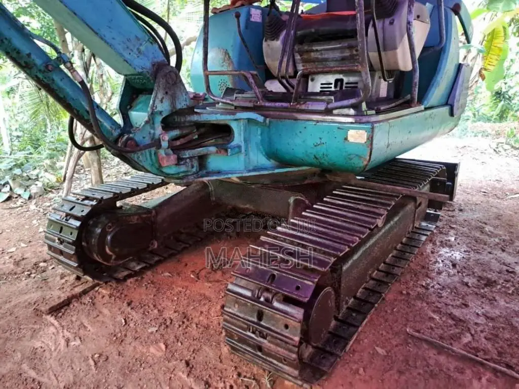 Komatsu PC30-7 2014 Heavy-Duty (Used)