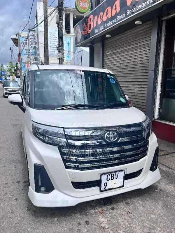 Toyota ROOMY CUSTOM GT 2023 Car (Used)