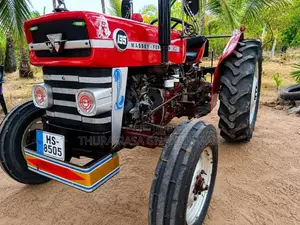 Massey-Ferguson 135 2004 Tractor (Used)