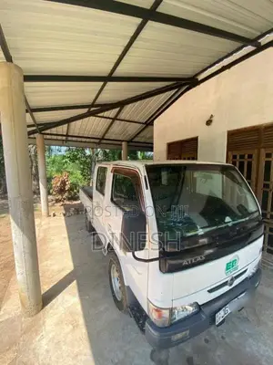 Nissan CrewCab 1999 Crew Cab (Used)