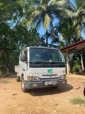 Nissan CrewCab 1999 Crew Cab (Used)