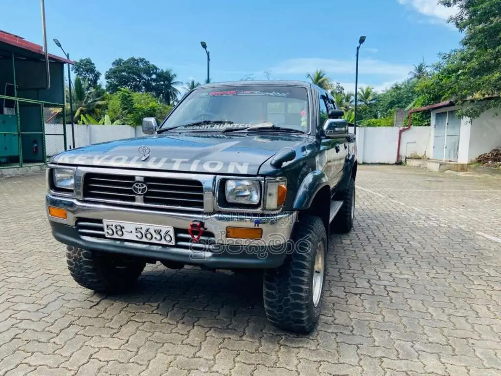 Toyota Hilux 106 1990 Pickup (Used)