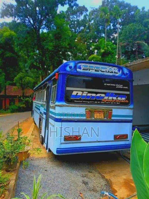 Ashok-Leyland Viking 2003 Bus (Used)