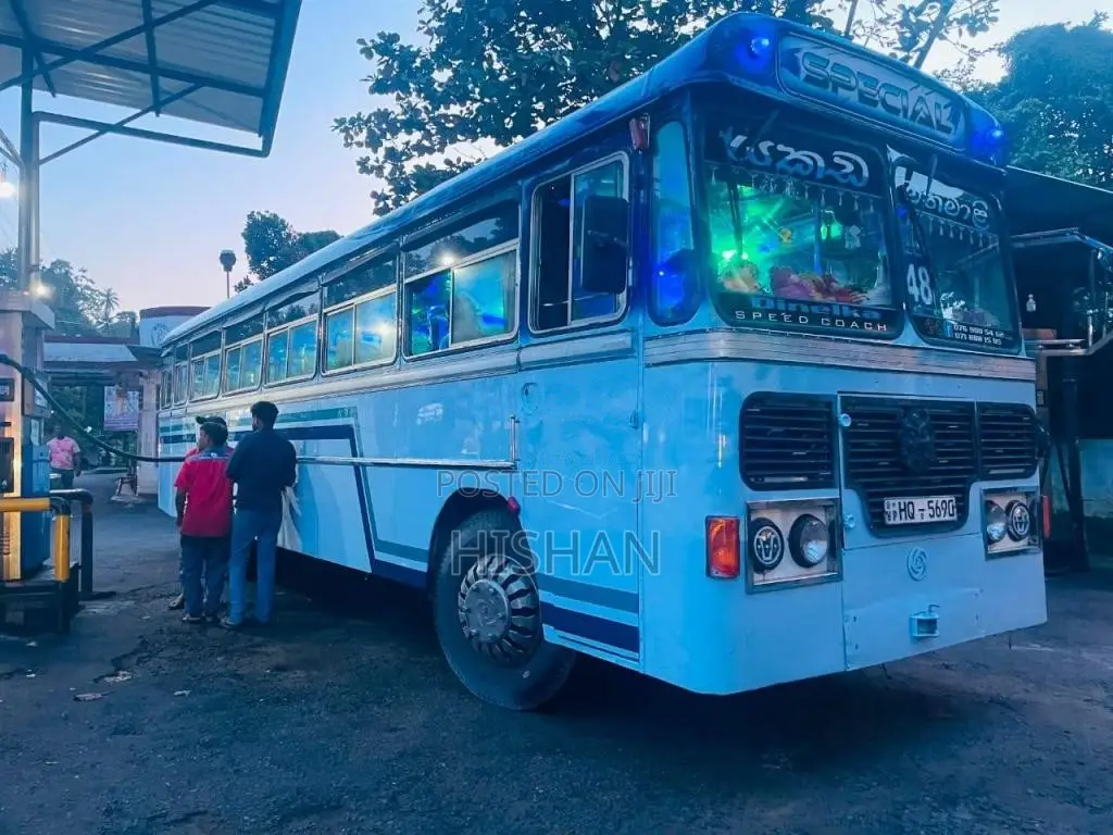 Ashok-Leyland Viking 2003 Bus (Used)