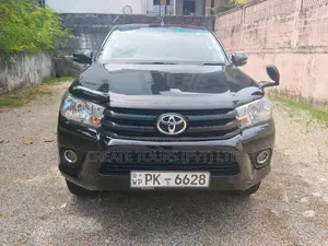 Toyota Hilux 2019 Pickup (Used)