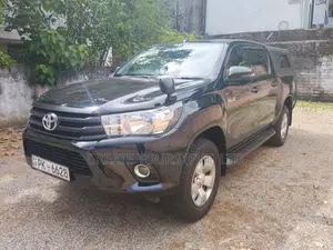 Toyota Hilux 2019 Pickup (Used)