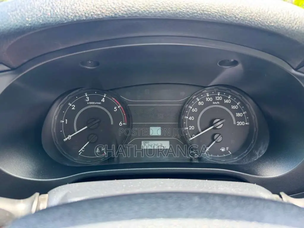 Toyota Hilux Revo 2016 Pickup (Used)