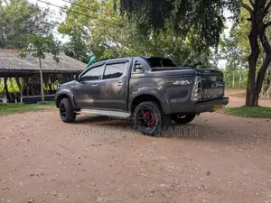 Toyota Hilux 2008 Pickup (Used)
