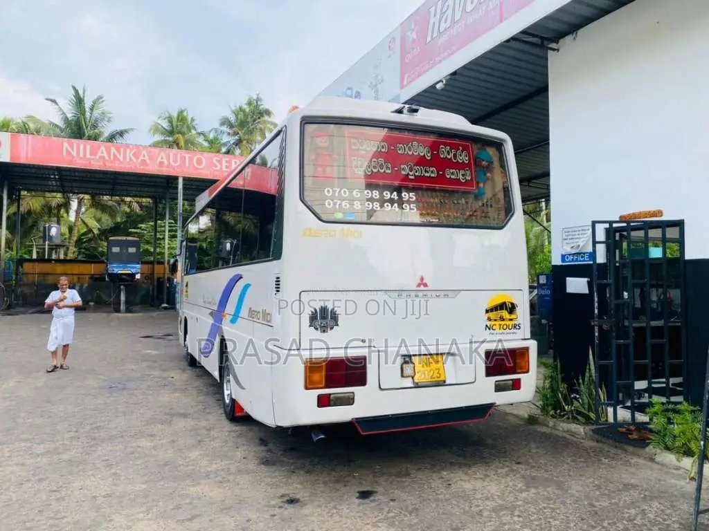 Mitsubishi Dolphin Fuso 1994 Bus (Used)