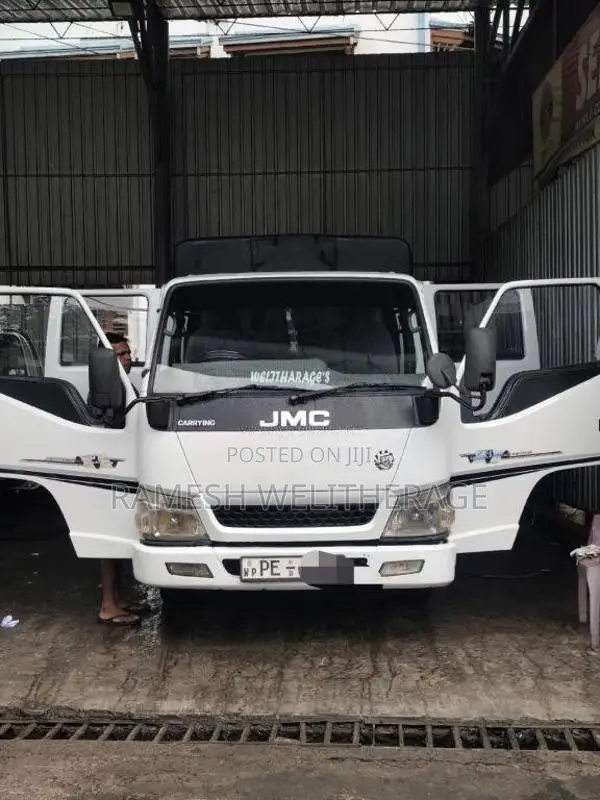 JMC Carrying 2012 Crew Cab (Used)