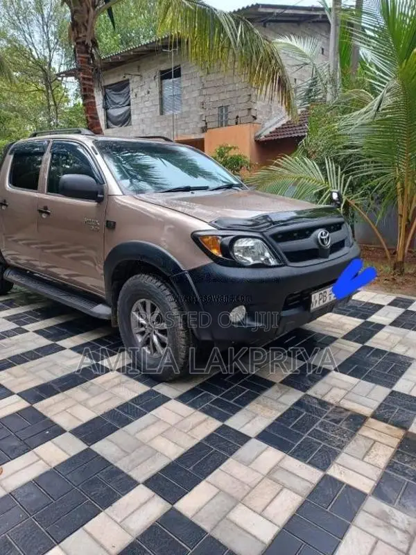 Toyota Hilux 2006 Pickup (Used)
