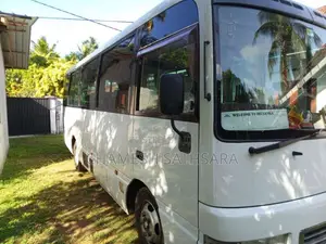 Isuzu Journey 2011 Bus (Used)