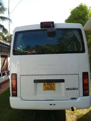 Isuzu Journey 2011 Bus (Used)