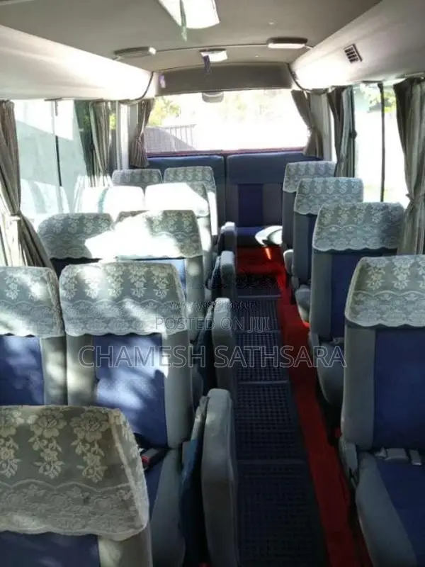 Isuzu Journey 2011 Bus (Used)