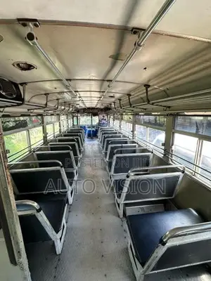 Ashok-Leyland Leyland 2004 Bus (Used)