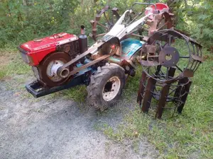 Kubota Vikyno RV1252 2011 Tractor (Used)