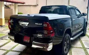 Toyota Hilux 2024 Pickup (Used)