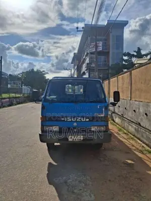 Isuzu Elf 250 1978 Lorry (Used)