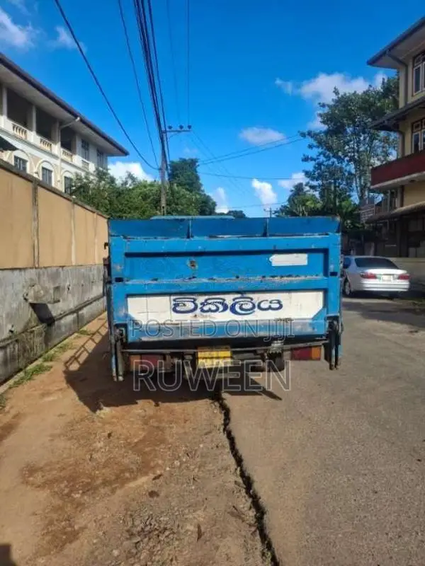 Isuzu Elf 250 1978 Lorry (Used)