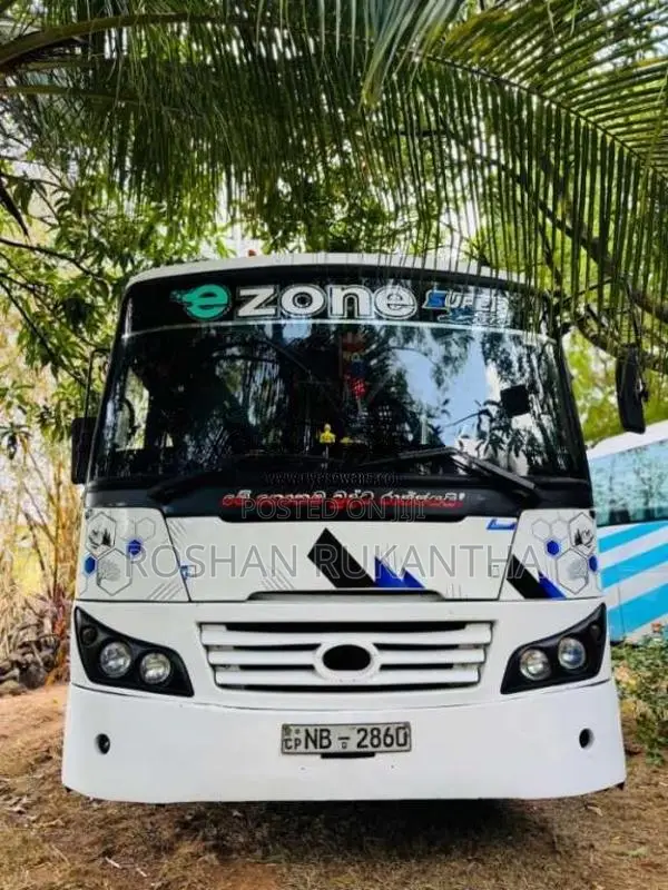 Tata Star 2012 Bus (Used)